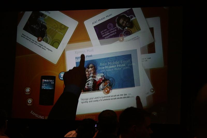 Illustration for article titled AT&T Surface Retail Demo: Buying a Cellphone Finally Doesn't Suck